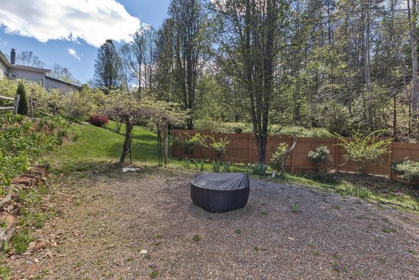 Moonlight Spa and Retreat: 129 Moonlight Dr, Sylva, NC 28779